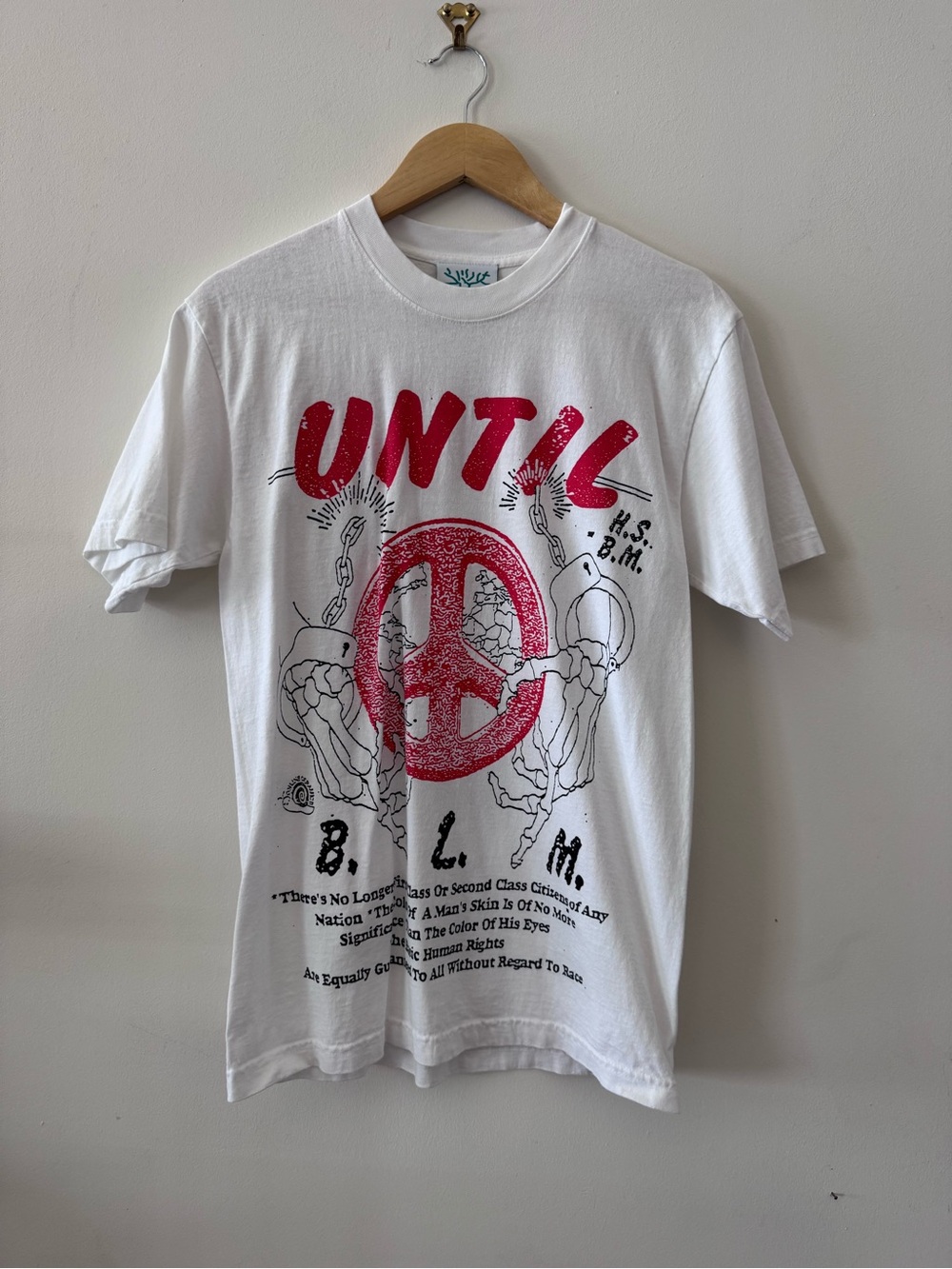Online Ceramics Black Lives Matter Graphic T Shirt Size Small NWOT